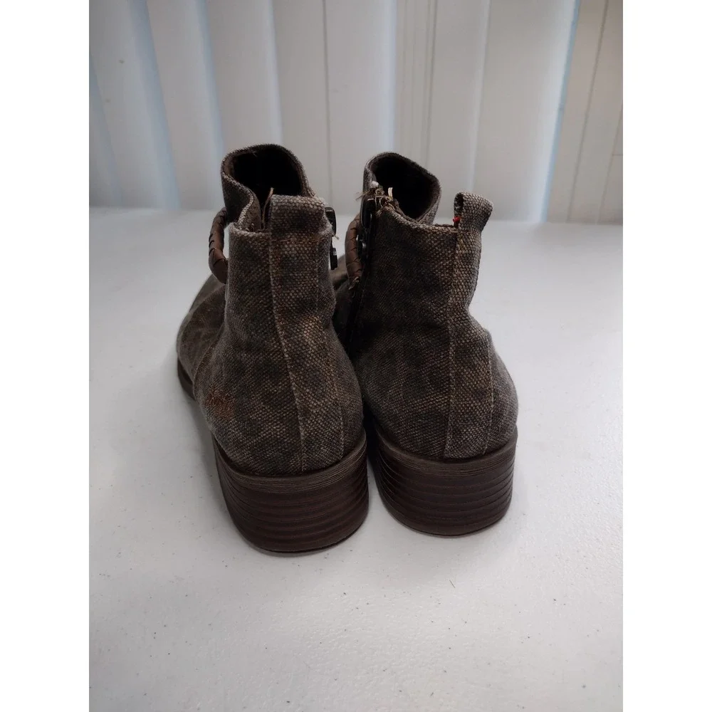 Blowfish Leopard Print Ankle Boots Women's Size 7.5 Side Zip Comfort Fashion